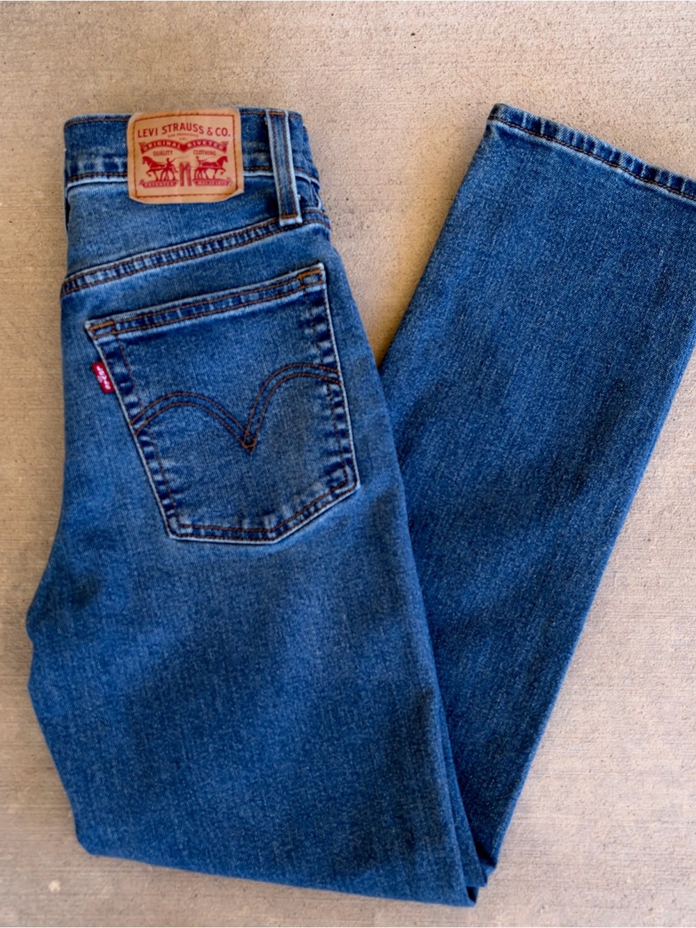Levi's Women’s Wedgie Straight-Leg Jeans